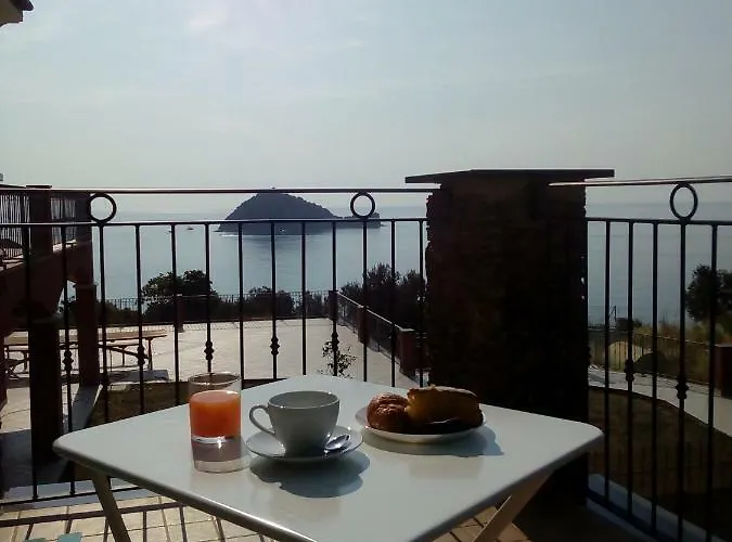 Mare Alojamento de Acomodação e Pequeno-almoço 3*